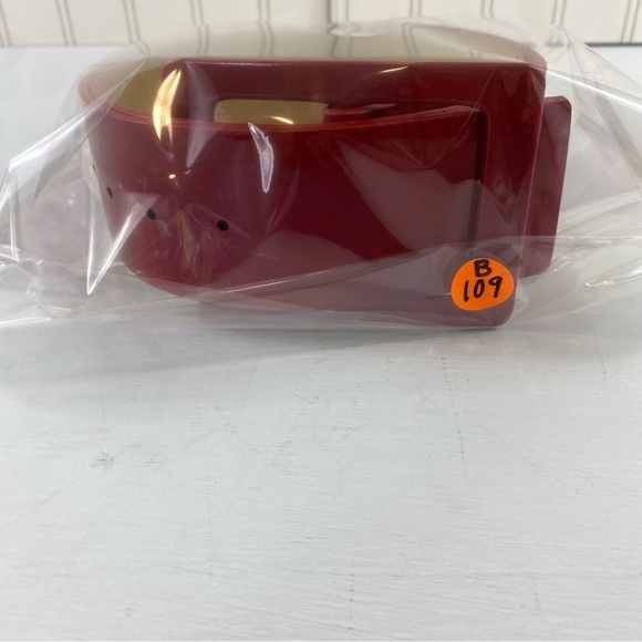 Apt. 9 Women’s Red Patent‎ Leather High Waist Rectangle Buckle Fashion Belt - Picture 10 of 10